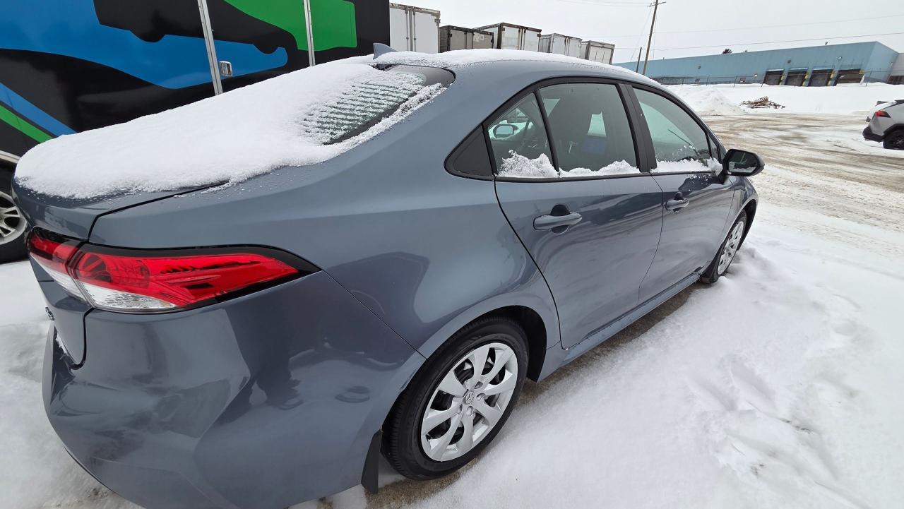 2026 Toyota Corolla LE Photo3