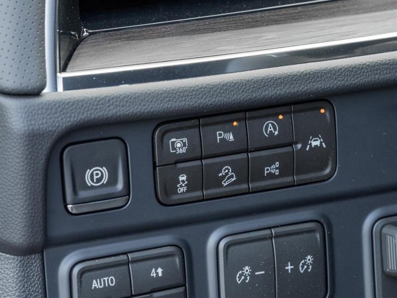 2026 Chevrolet Suburban Premier 4dr 4x4 Photo