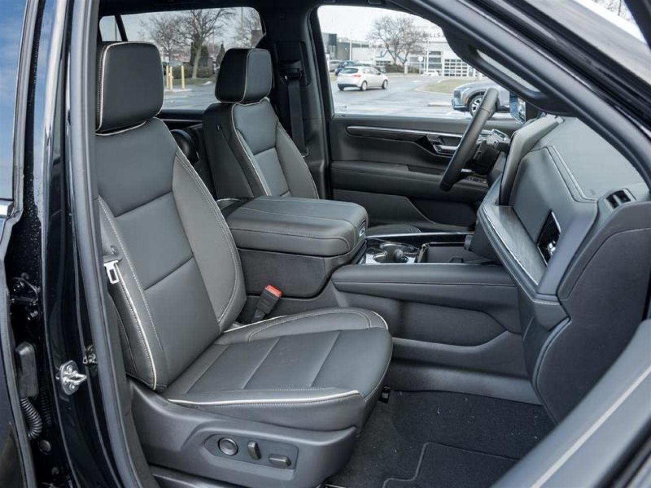 2026 Chevrolet Suburban Premier 4dr 4x4 Photo