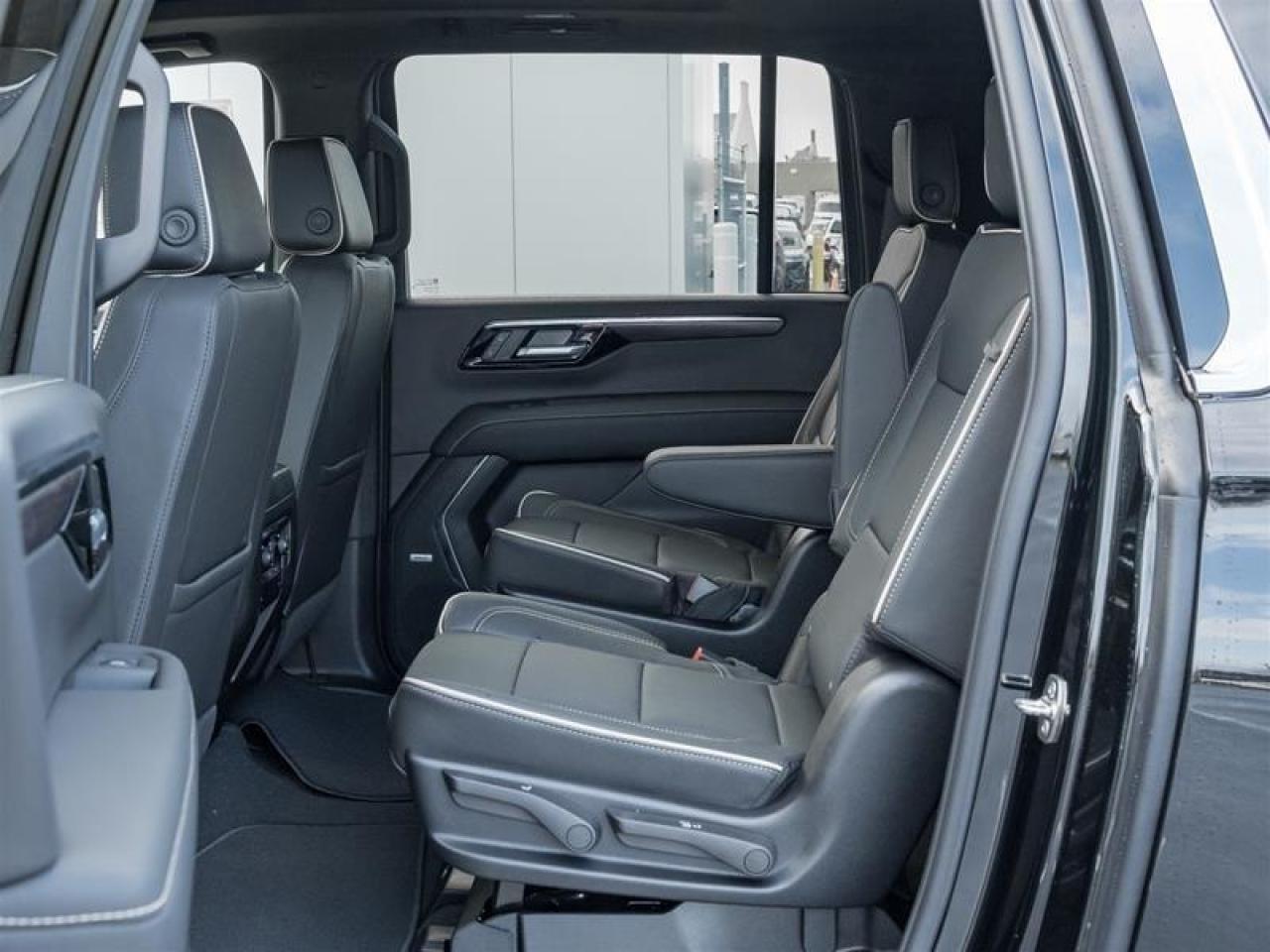 2026 Chevrolet Suburban Premier 4dr 4x4 Photo