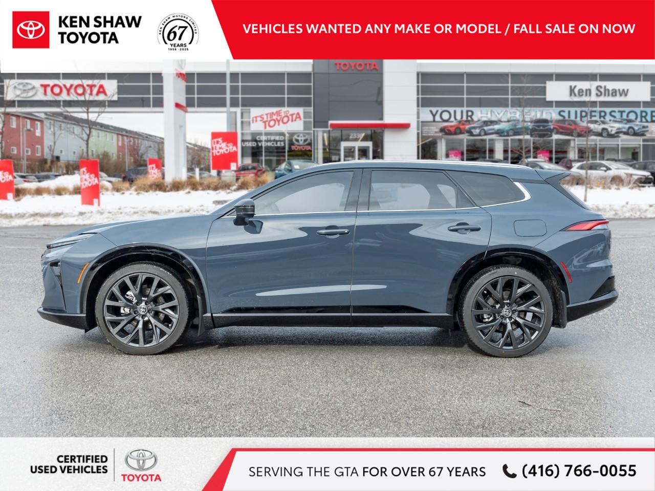 2025 Toyota Crown Signia Limited 4dr All-Wheel Drive Photo