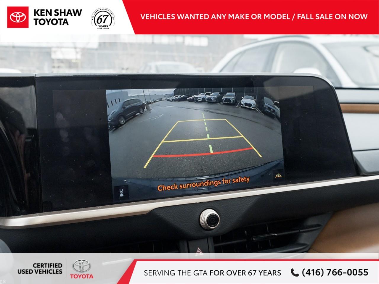 2025 Toyota Crown Signia Limited 4dr All-Wheel Drive Photo