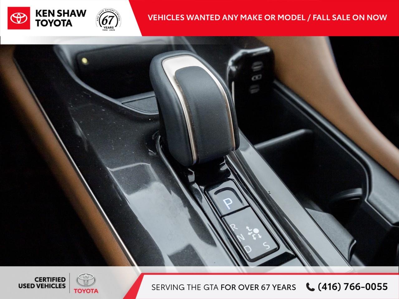 2025 Toyota Crown Signia Limited 4dr All-Wheel Drive Photo