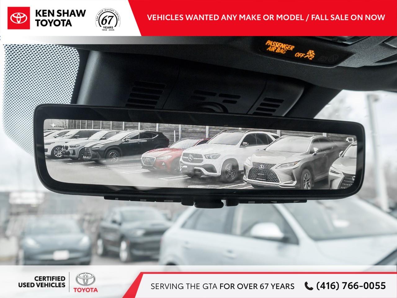 2025 Toyota Crown Signia Limited 4dr All-Wheel Drive Photo