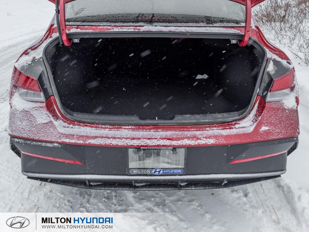 2025 Hyundai Elantra Preferred w/Tech Pkg 4dr Sedan Photo