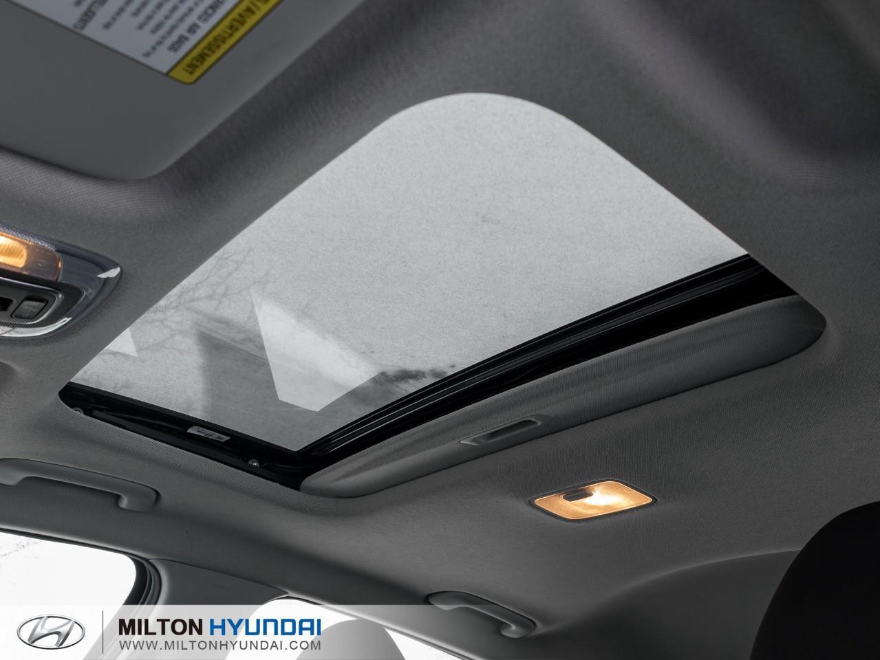 2025 Hyundai Elantra Preferred w/Tech Pkg 4dr Sedan Photo