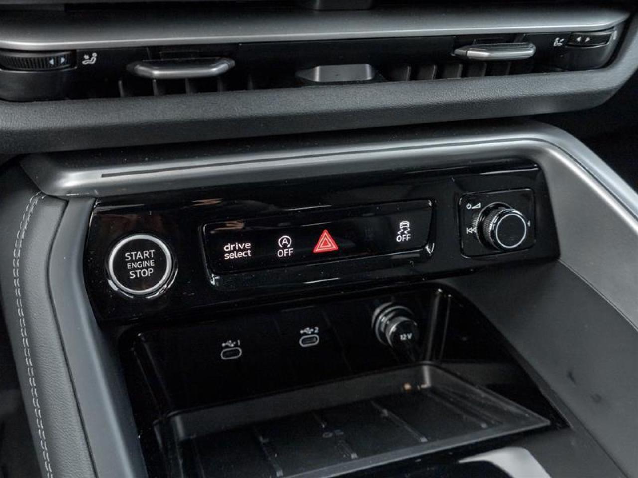 2025 Audi New Q5 2.0T 4dr All-Wheel Drive quattro Sport Utility Photo