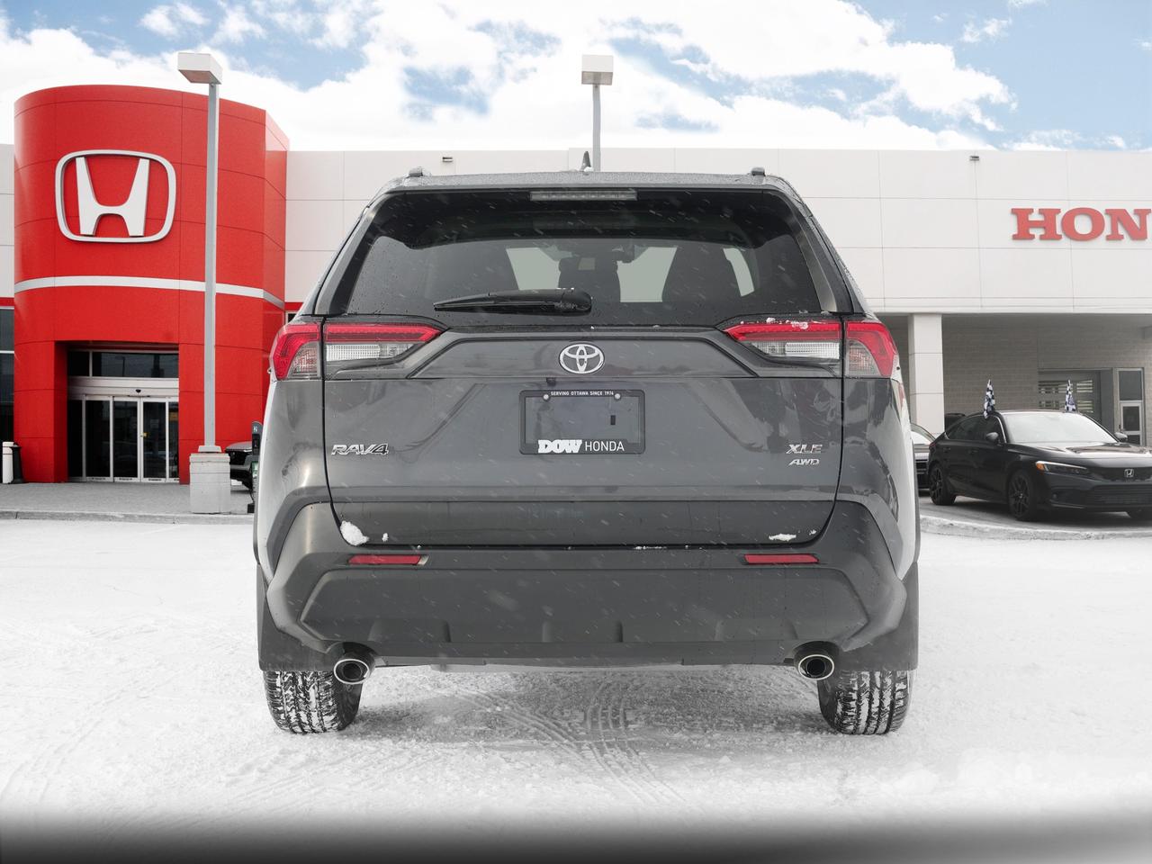 2019 Toyota RAV4 XLE 4dr All-wheel Drive Photo3