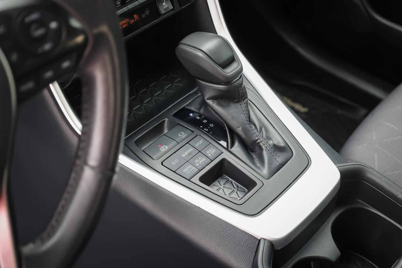 2019 Toyota RAV4 XLE 4dr All-wheel Drive Photo