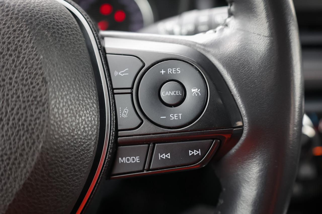 2019 Toyota RAV4 XLE 4dr All-wheel Drive Photo