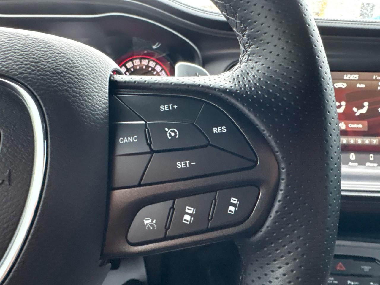 2023 Dodge Challenger R/T 2dr Rear-Wheel Drive Coupe Photo