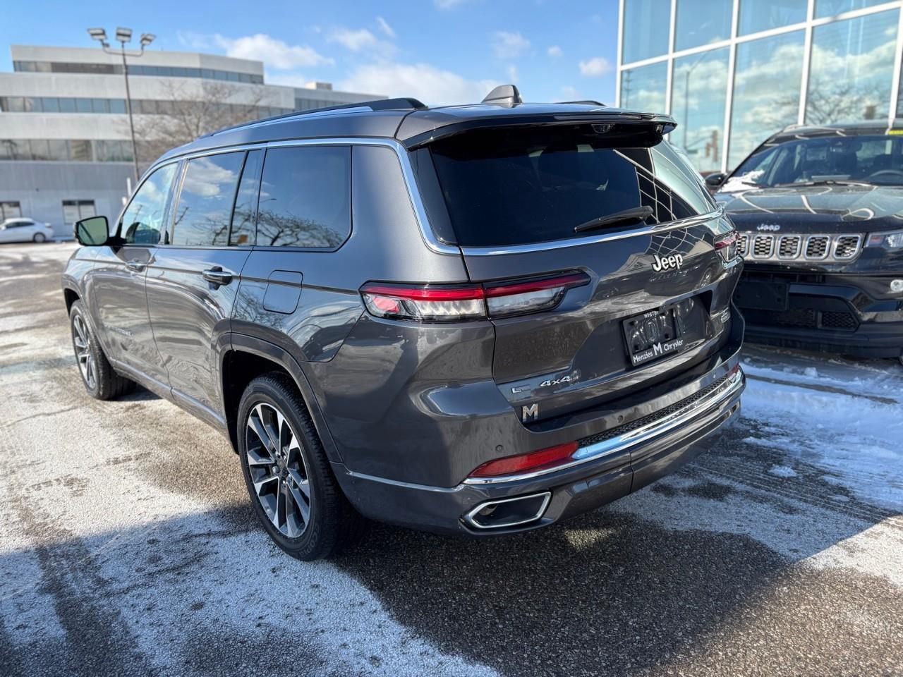 2022 Jeep Grand Cherokee L Overland 4dr 4x4 Photo