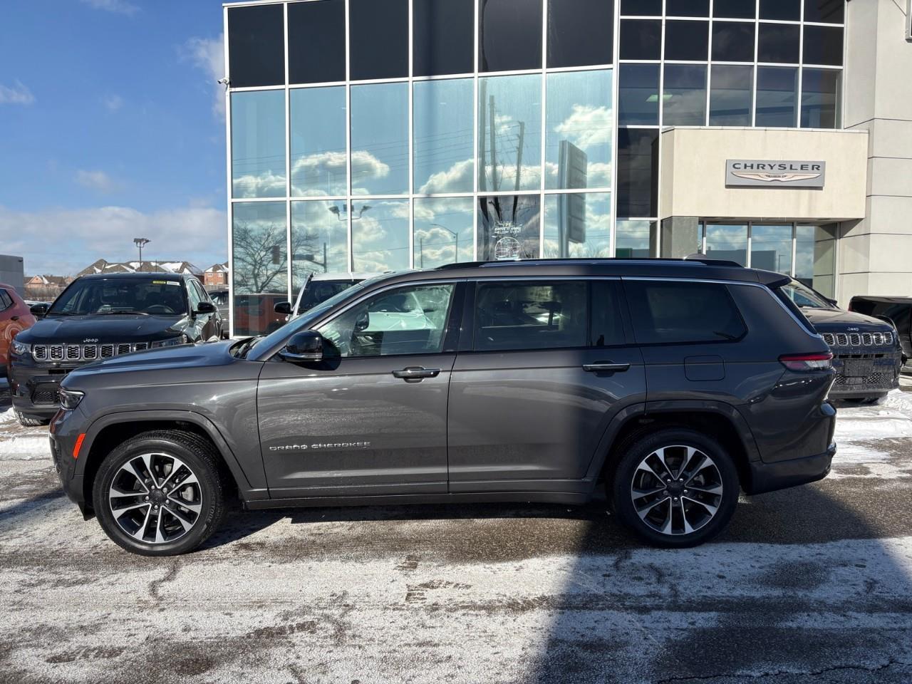 2022 Jeep Grand Cherokee L Overland 4dr 4x4 Photo