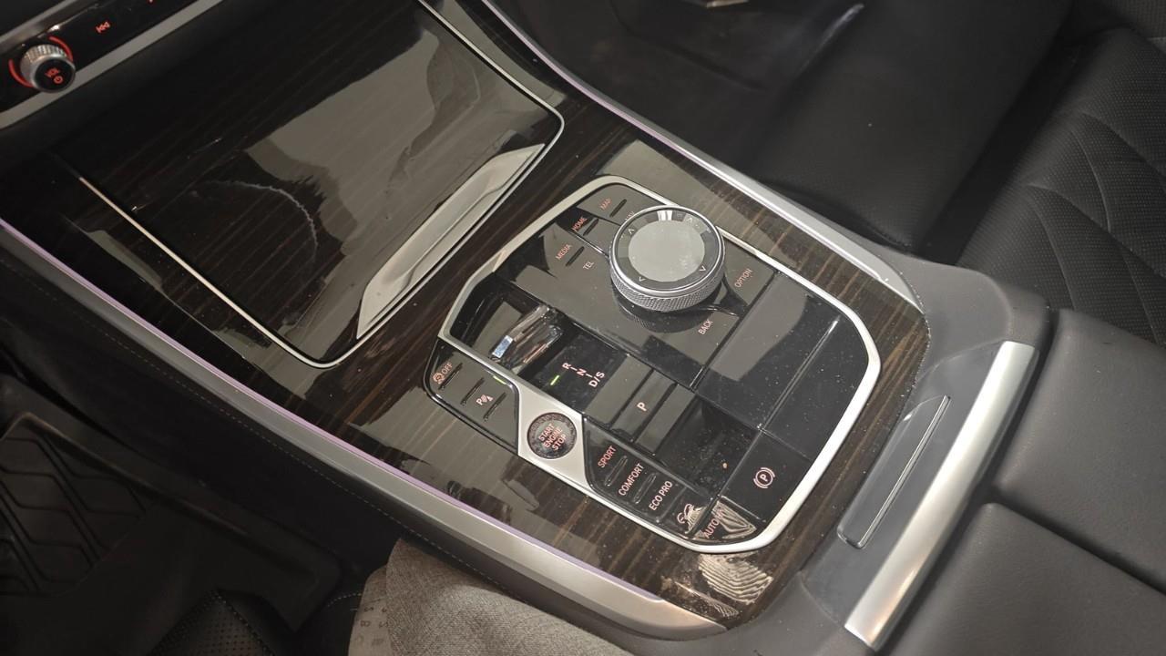 2024 BMW X5 xDrive40i 4dr All-Wheel Drive Sports Activity Vehicle Photo