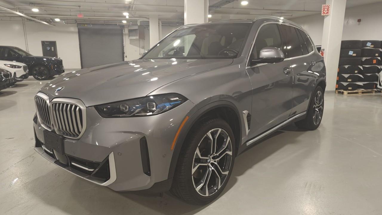 2024 BMW X5 xDrive40i 4dr All-Wheel Drive Sports Activity Vehicle Photo