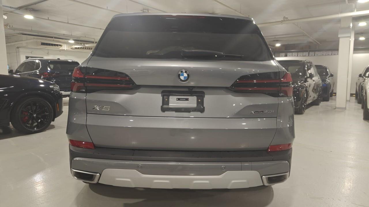 2024 BMW X5 xDrive40i 4dr All-Wheel Drive Sports Activity Vehicle Photo