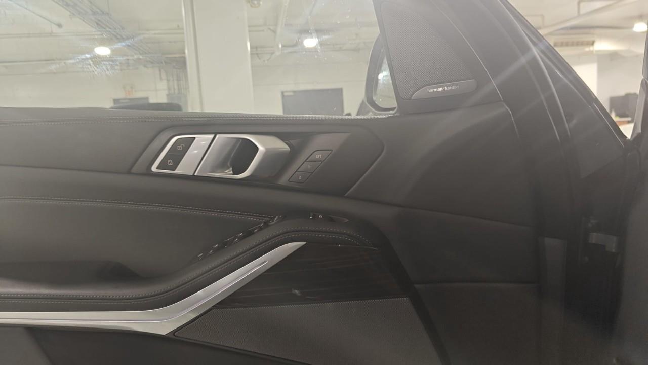 2024 BMW X5 xDrive40i 4dr All-Wheel Drive Sports Activity Vehicle Photo