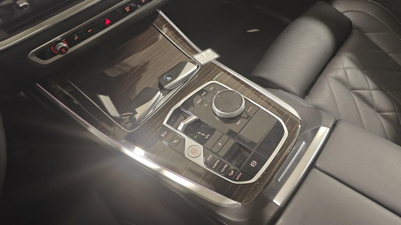 2024 BMW X5 xDrive40i 4dr All-Wheel Drive Sports Activity Vehicle Photo