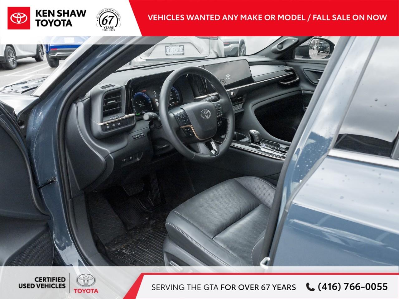 2025 Toyota Crown Signia Limited 4dr All-Wheel Drive Photo