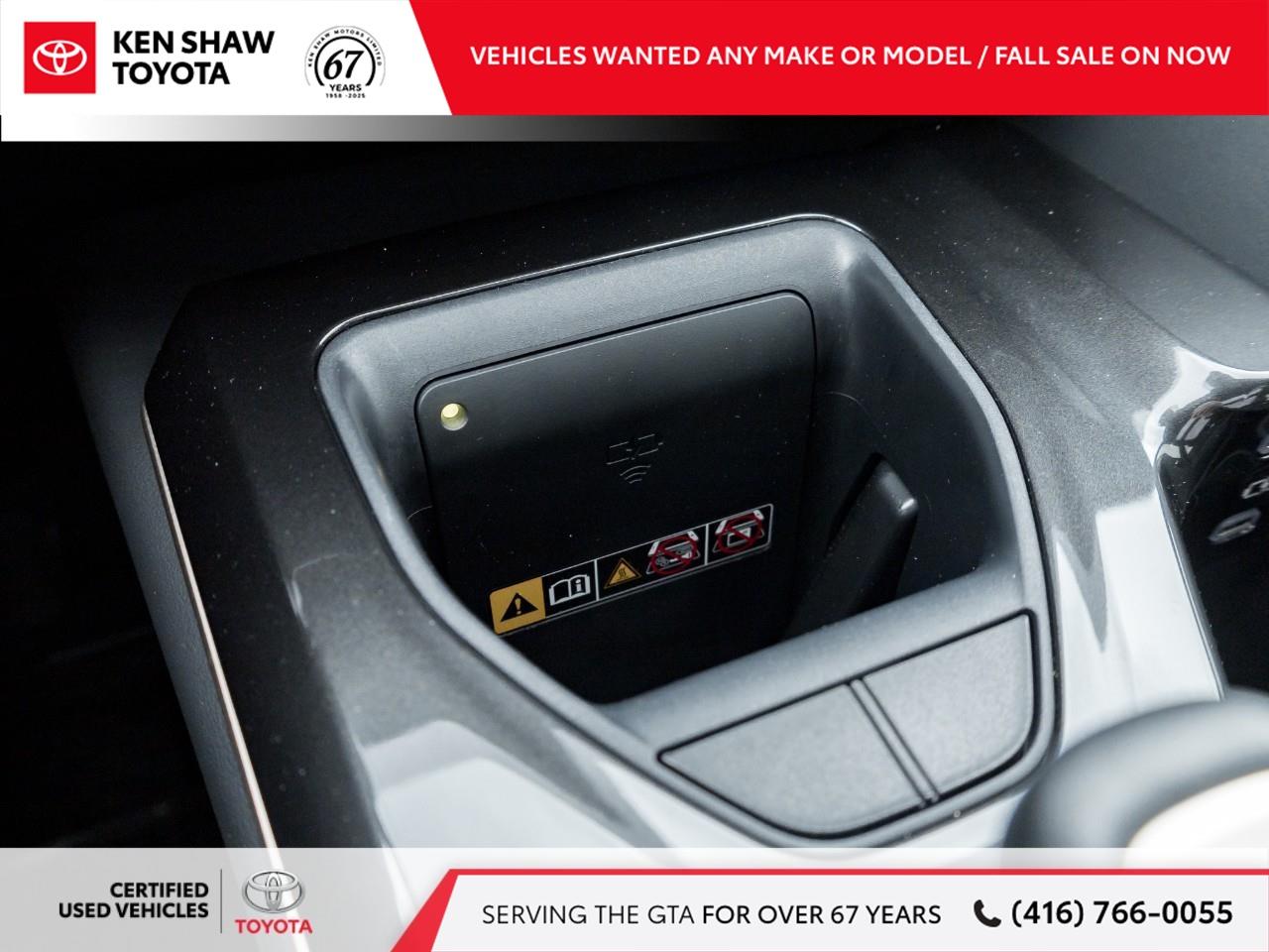 2025 Toyota Crown Signia Limited 4dr All-Wheel Drive Photo