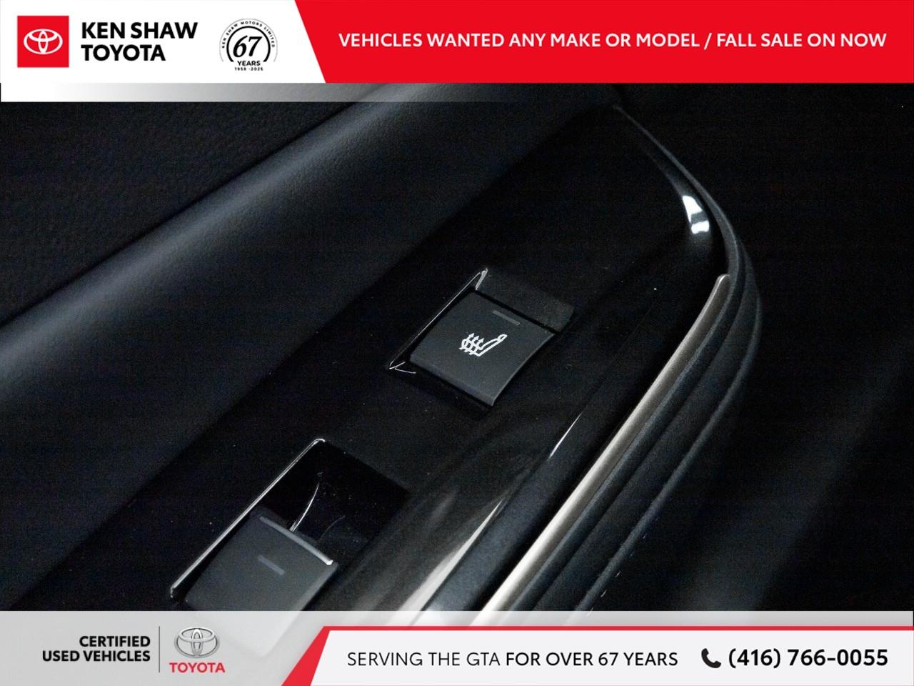 2025 Toyota Crown Signia Limited 4dr All-Wheel Drive Photo