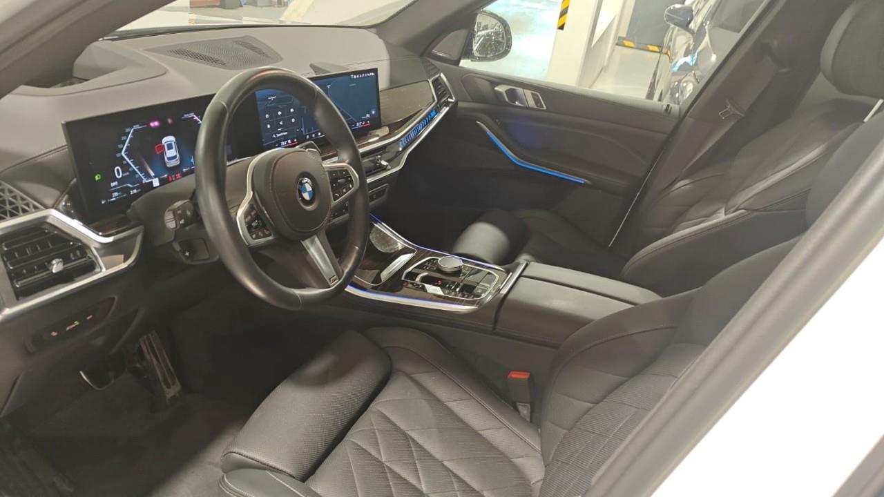 2025 BMW X5 xDrive40i 4dr All-Wheel Drive Sports Activity Vehicle Photo