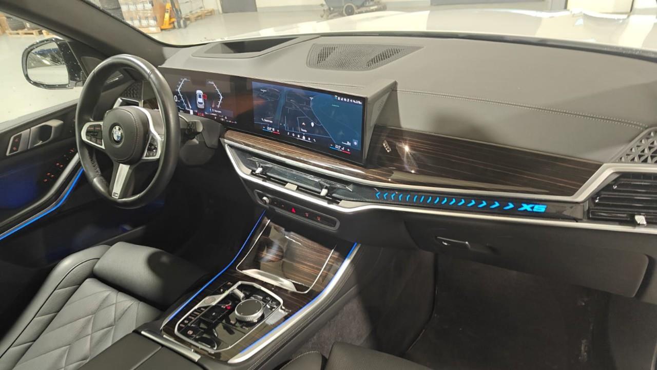 2025 BMW X5 xDrive40i 4dr All-Wheel Drive Sports Activity Vehicle Photo