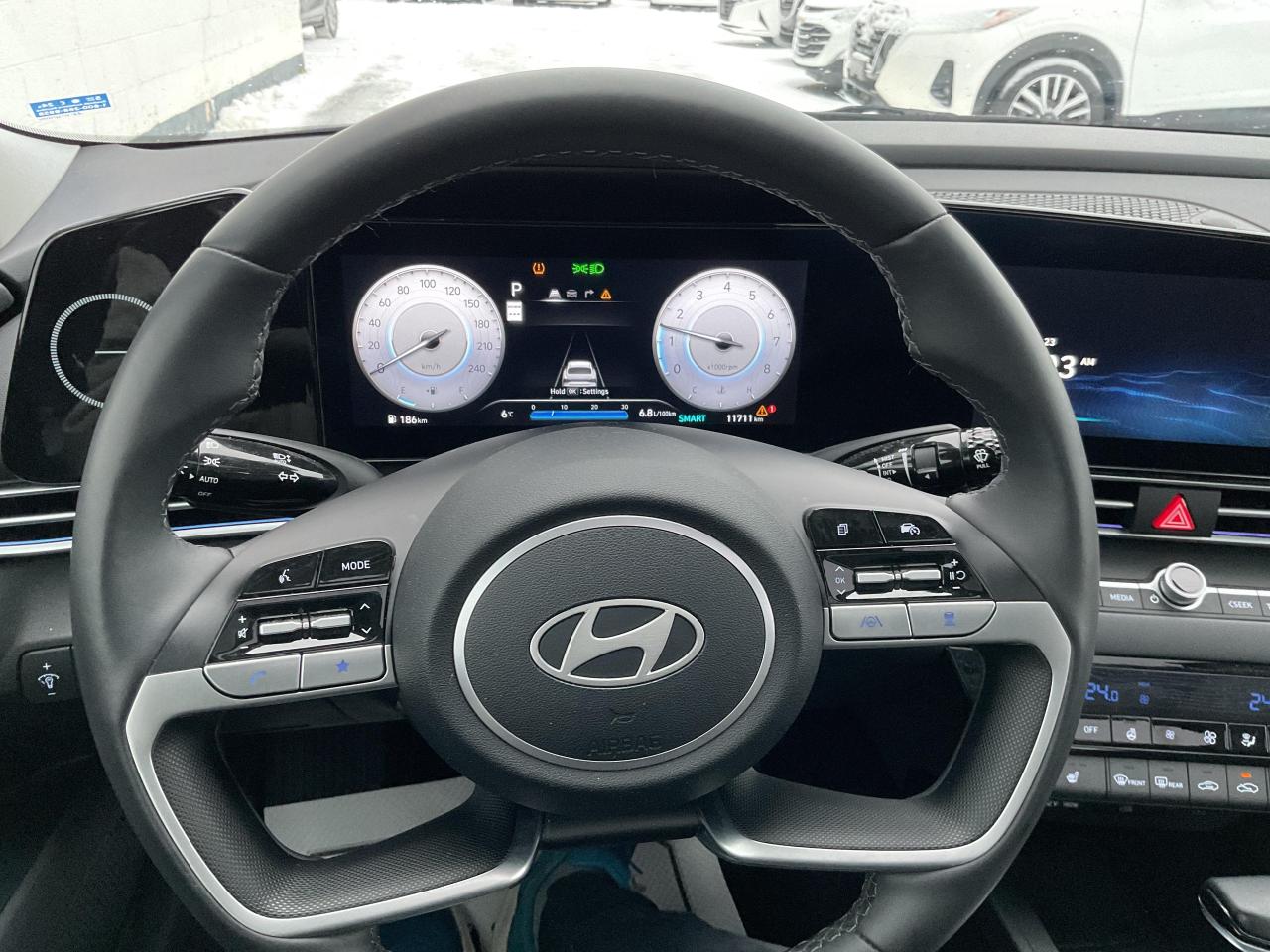 2024 Hyundai Elantra  Photo