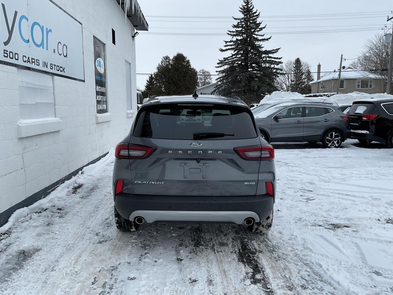 2023 Ford Escape Platinum 4dr All-Wheel Drive Photo