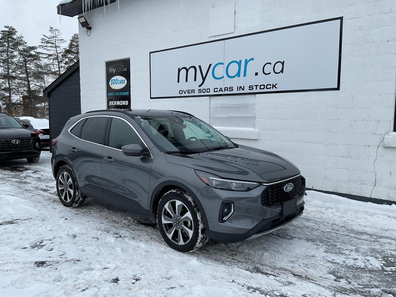 2023 Ford Escape Platinum 4dr All-Wheel Drive Photo