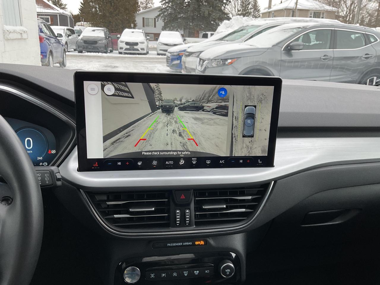 2023 Ford Escape Platinum 4dr All-Wheel Drive Photo