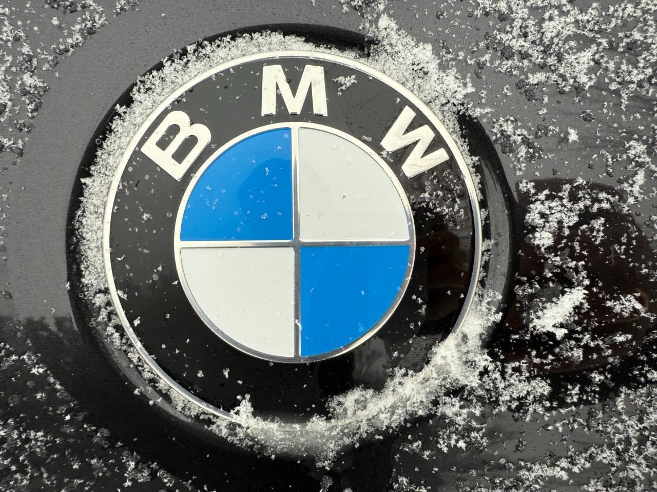 2022 BMW 530 i xDrive 4dr All-Wheel Drive Sedan Photo