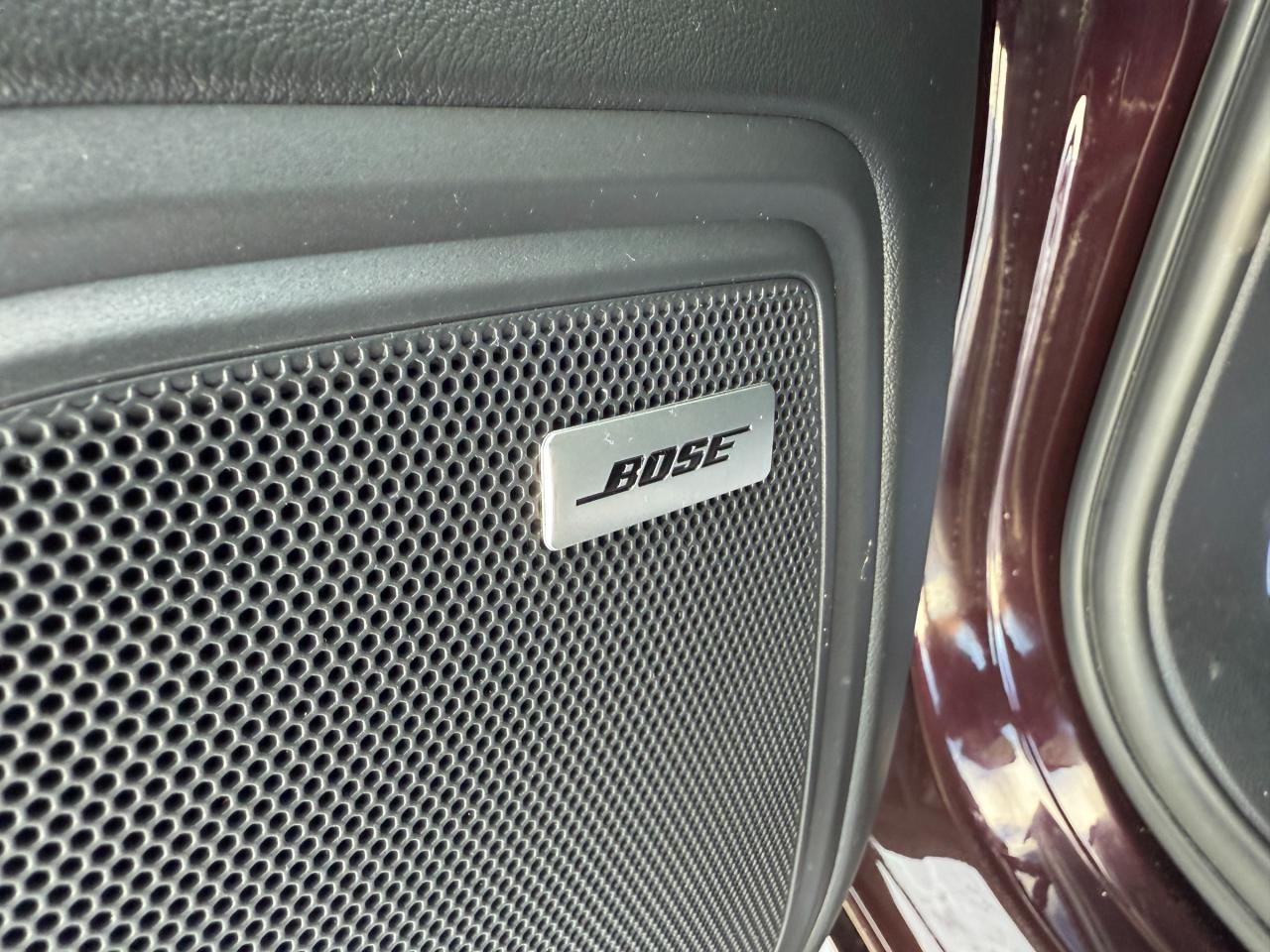 2023 Porsche Macan T 4dr All-Wheel Drive Photo