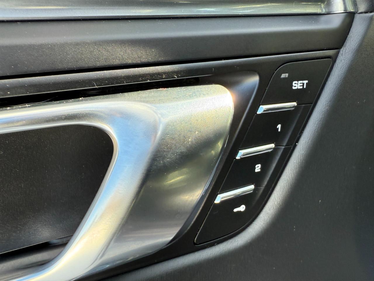 2023 Porsche Macan T 4dr All-Wheel Drive Photo