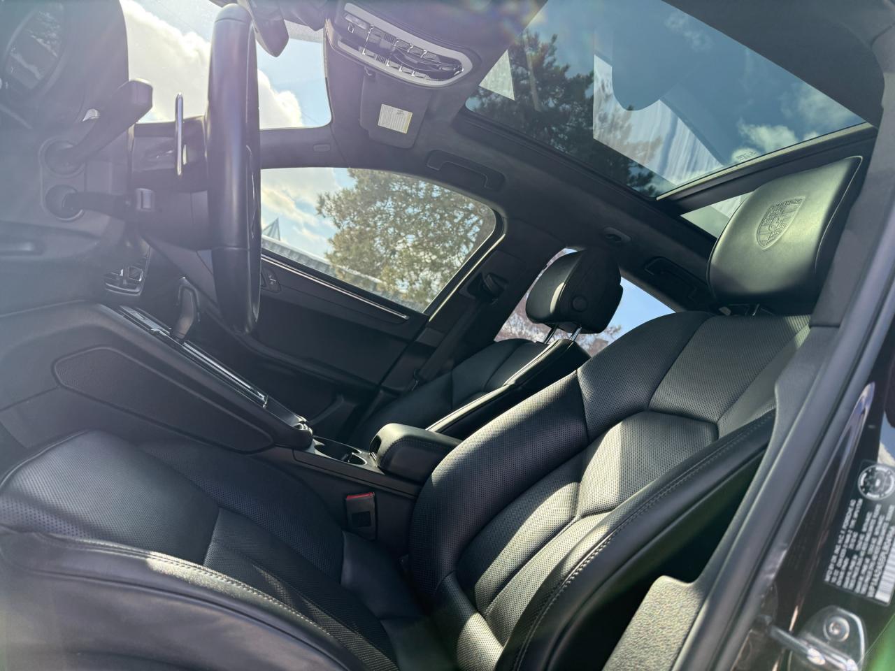 2023 Porsche Macan T 4dr All-Wheel Drive Photo