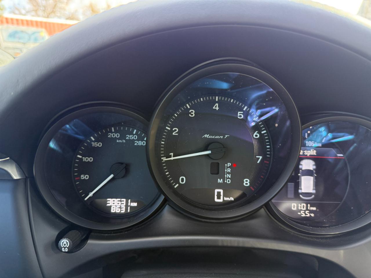 2023 Porsche Macan T 4dr All-Wheel Drive Photo