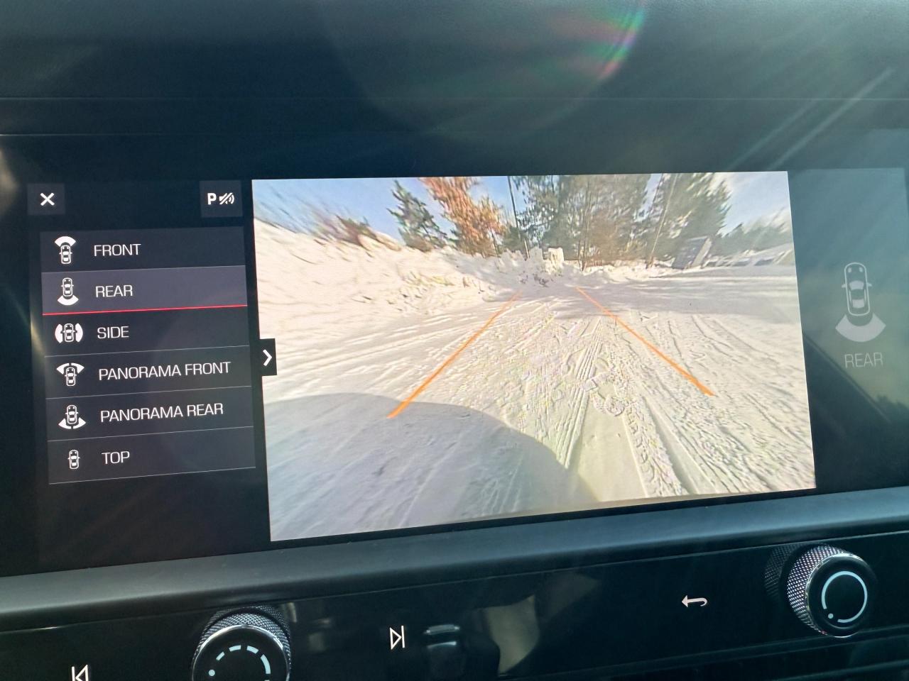 2023 Porsche Macan T 4dr All-Wheel Drive Photo