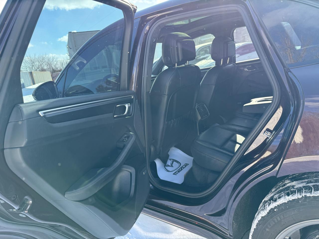 2023 Porsche Macan T 4dr All-Wheel Drive Photo