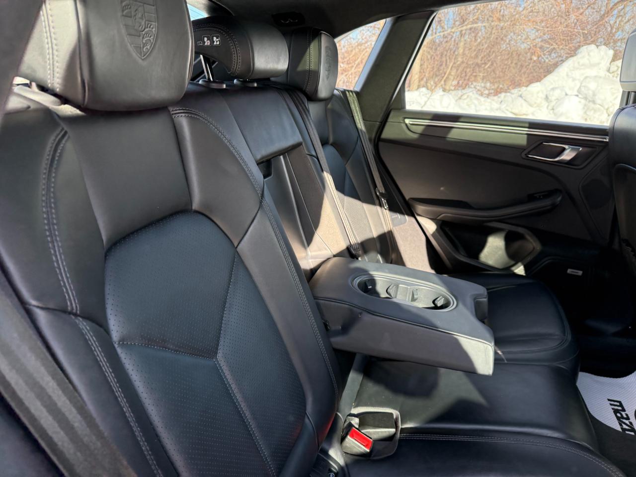 2023 Porsche Macan T 4dr All-Wheel Drive Photo