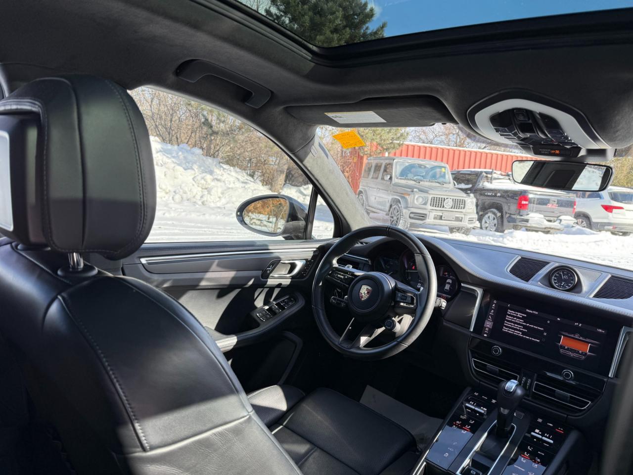 2023 Porsche Macan T 4dr All-Wheel Drive Photo