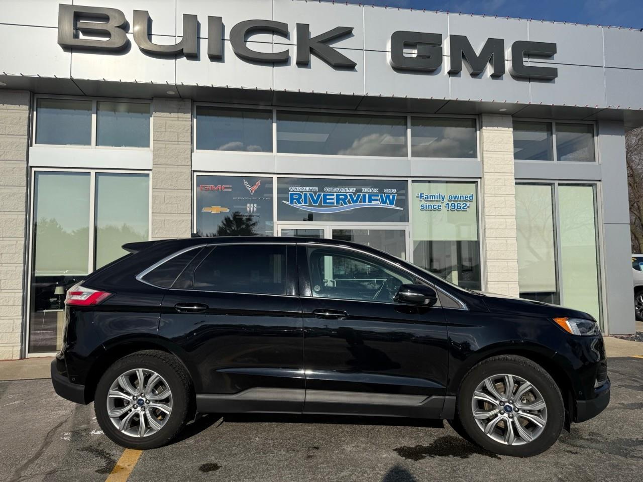 2019 Ford Edge TITANIUM 4DR ALL-WHEEL DRIVE Photo