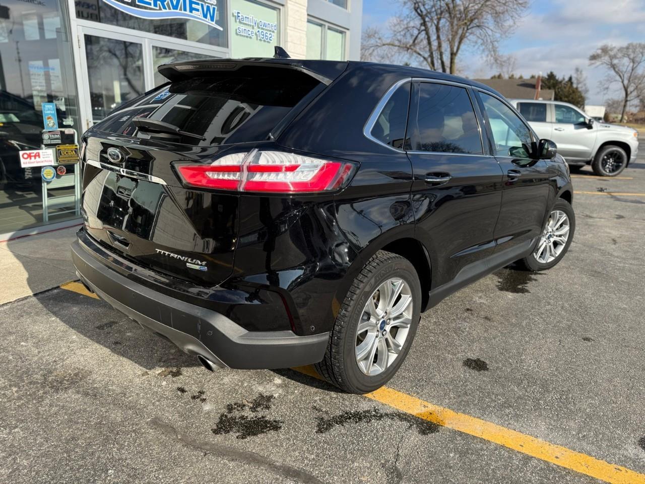 2019 Ford Edge TITANIUM 4DR ALL-WHEEL DRIVE Photo