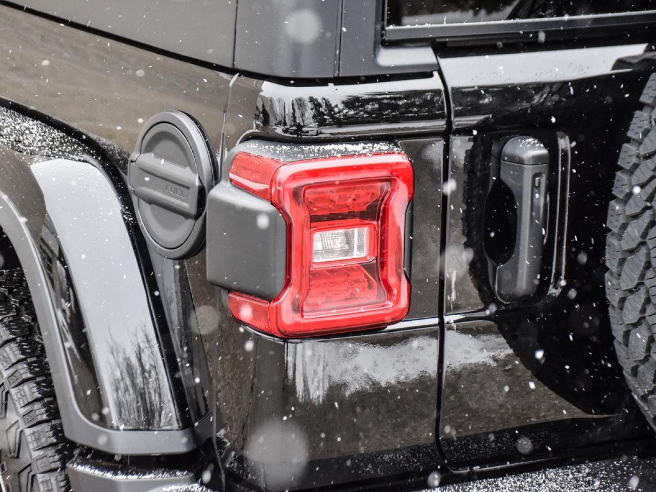 2024 Jeep Wrangler SAHARA 4DR 4X4 Photo