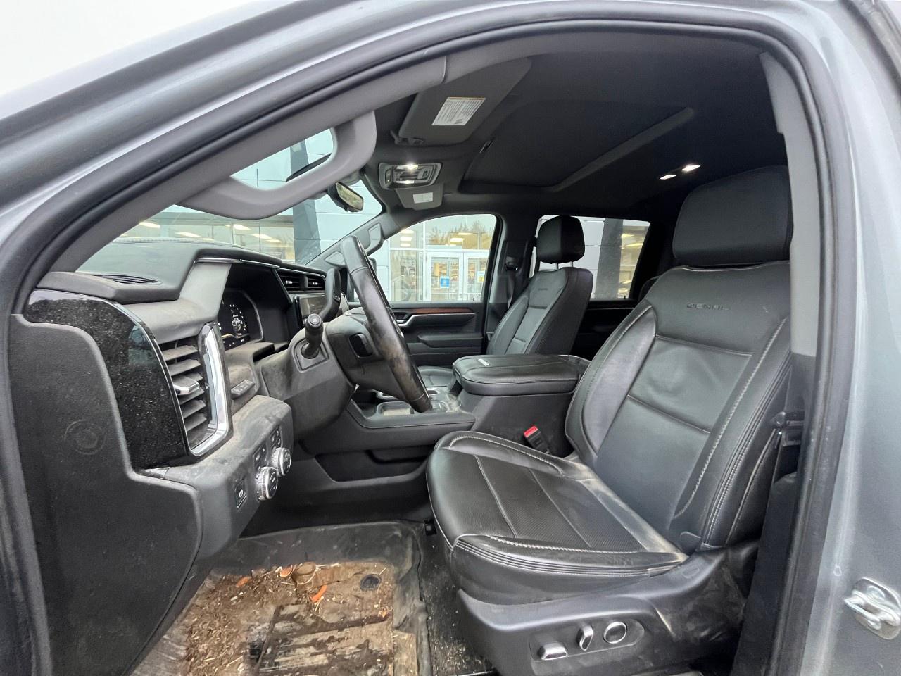 2025 GMC Sierra 3500HD 4WD Crew Cab Long Box Denali Photo