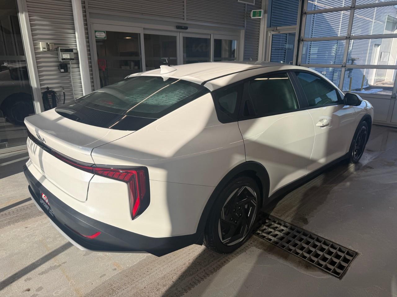 2025 Kia K4 EX 4dr Sedan Photo