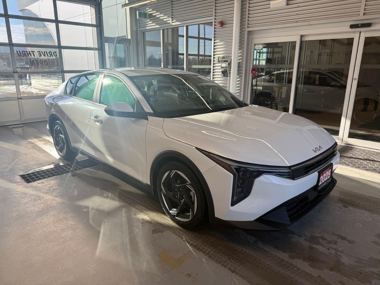 2025 Kia K4 EX 4dr Sedan Photo