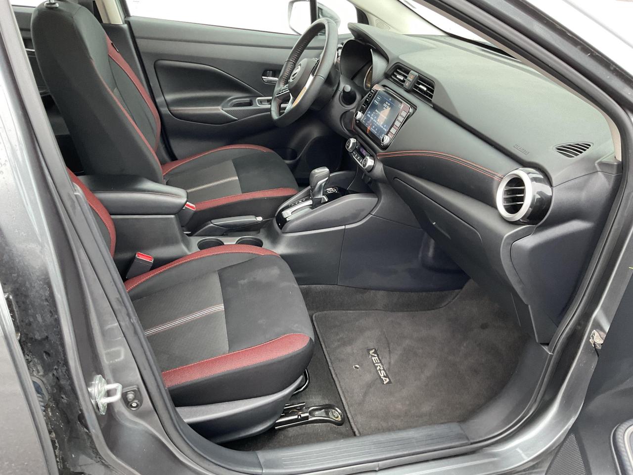 2023 Nissan Versa SR 4DR SEDAN Photo