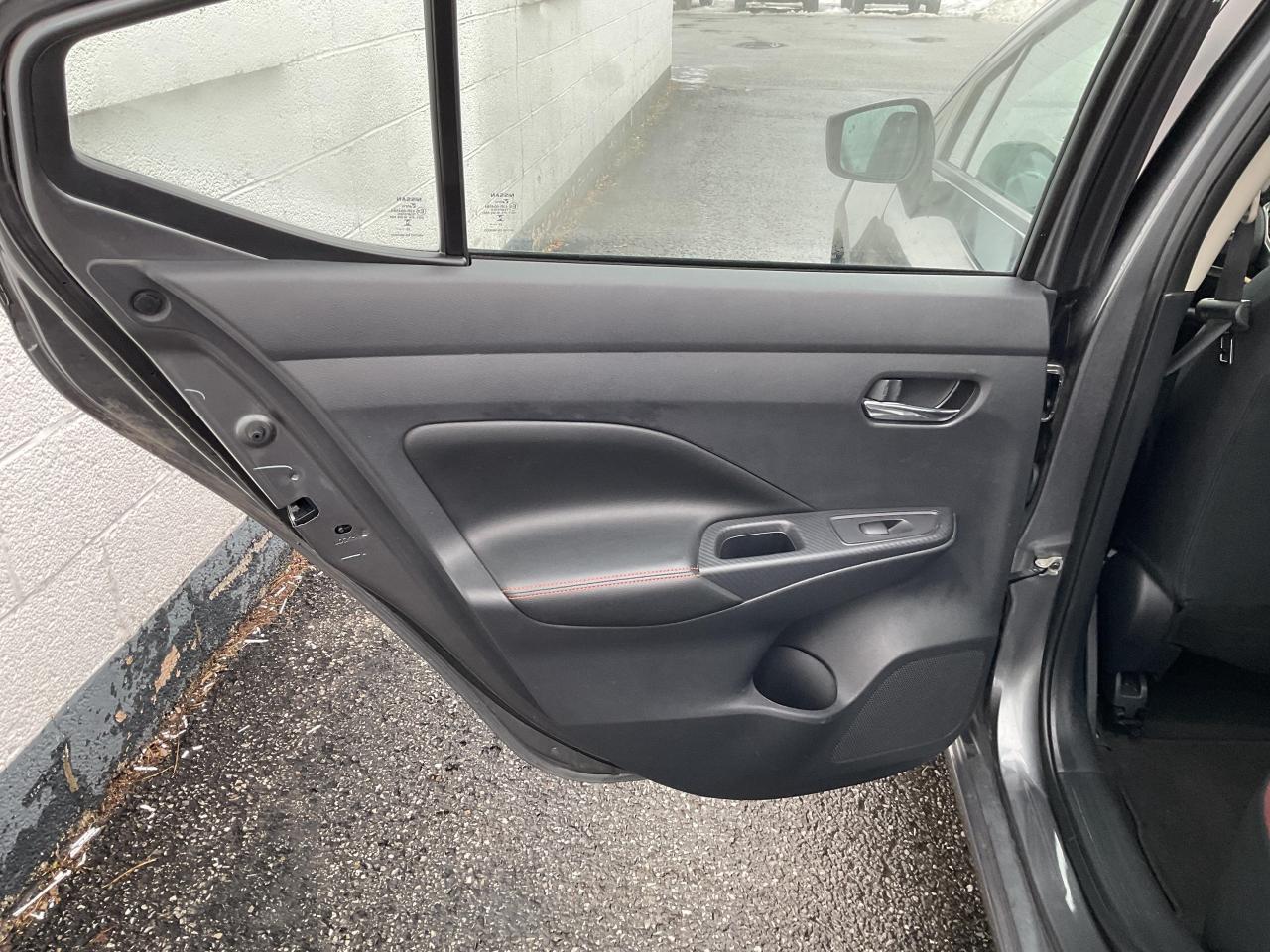 2023 Nissan Versa SR 4DR SEDAN Photo