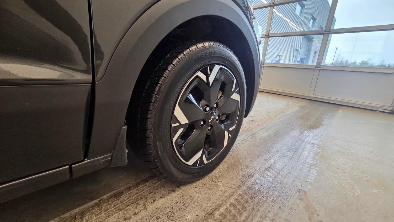 2023 Kia Niro EV Premium+ 4dr Front-Wheel Drive Sport Utility Photo
