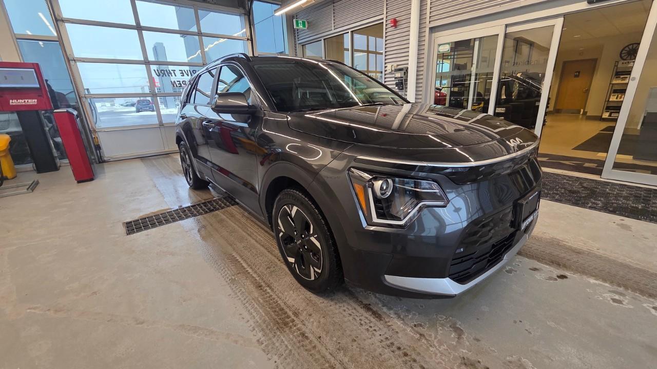 2023 Kia Niro EV Premium+ 4dr Front-Wheel Drive Sport Utility Photo